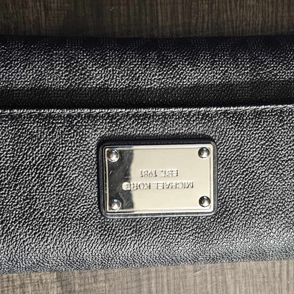 Michael Kors Black Textured Wallet